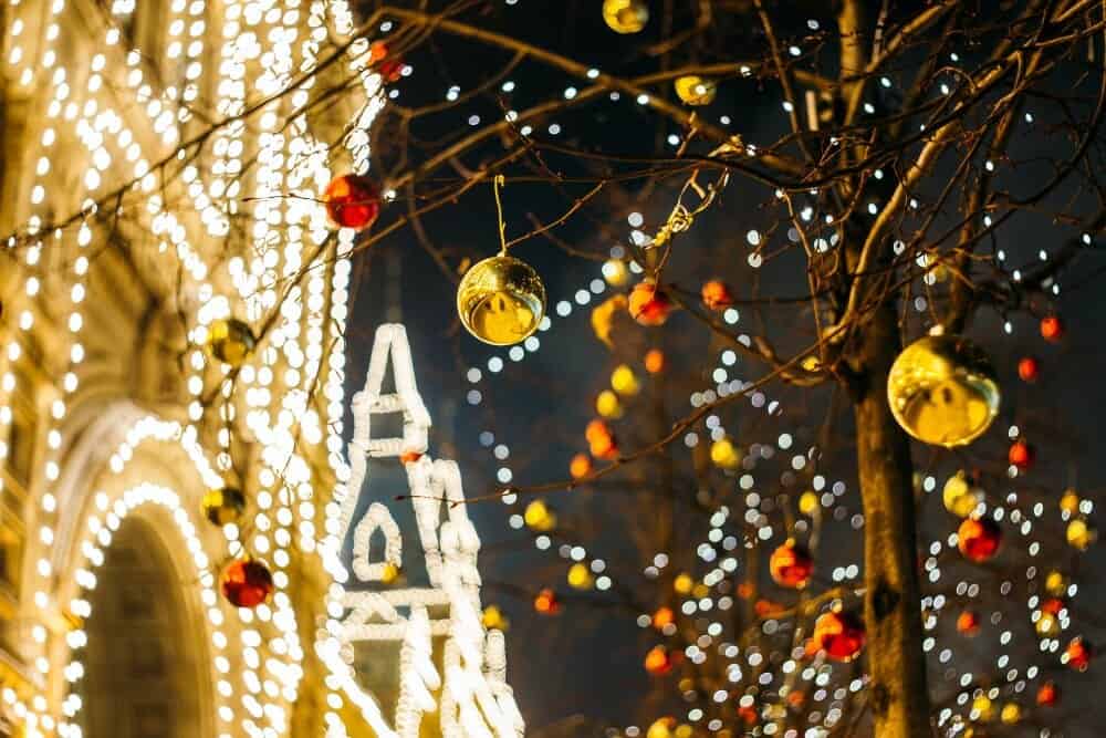 How to Plan the Perfect Festive Winter Mini-Break 5 Tree with Christmas deocrations on for winter mini-break