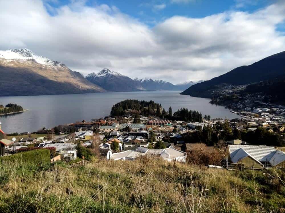 4 days in Queenstown itinerary lake views with the town centre below.