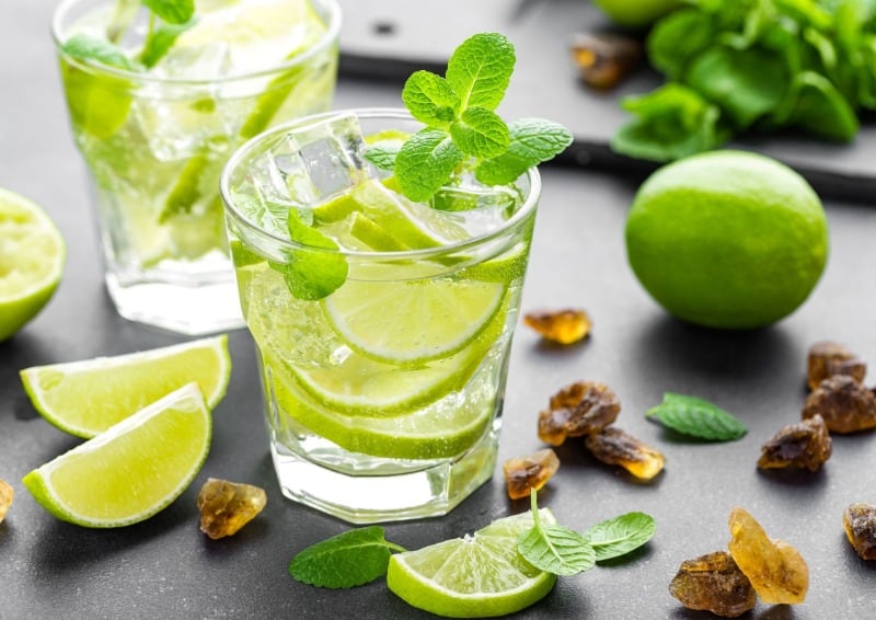 Classic Caipirinha cocktail recipes
