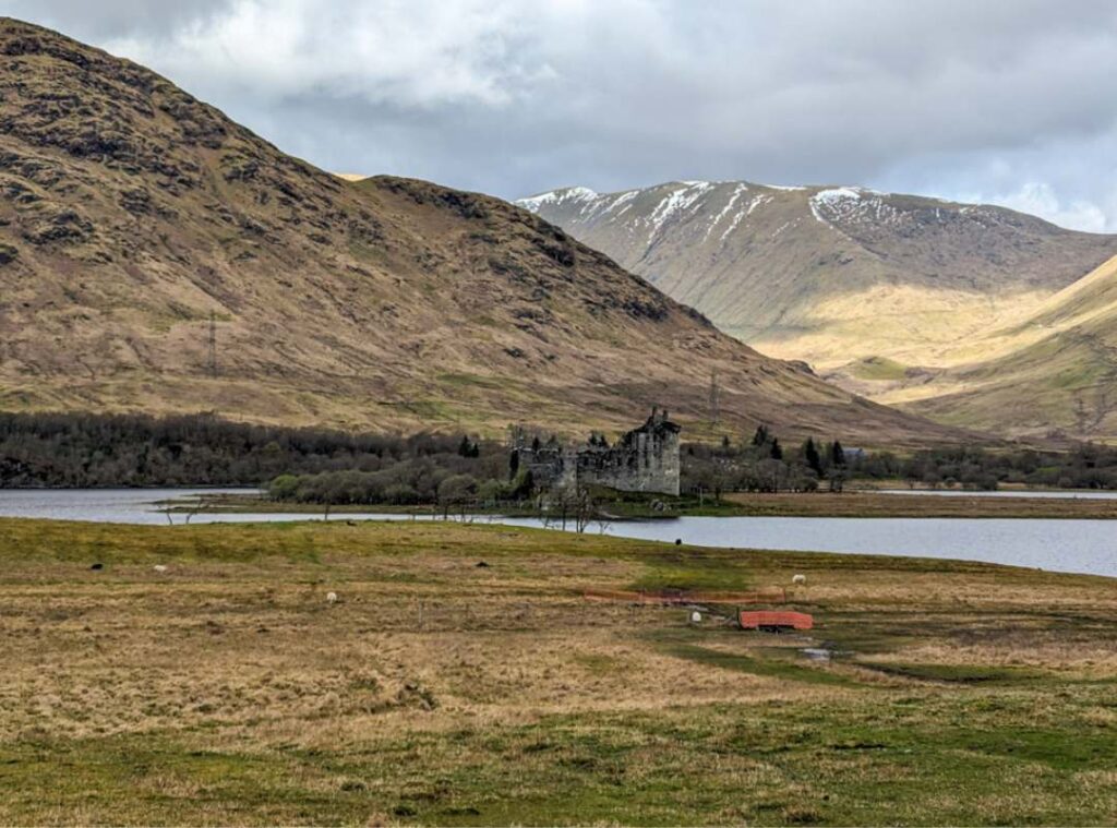 Kilchurn Castle in Loch Awe. It's a must for your Scottish Highlands itinerary.