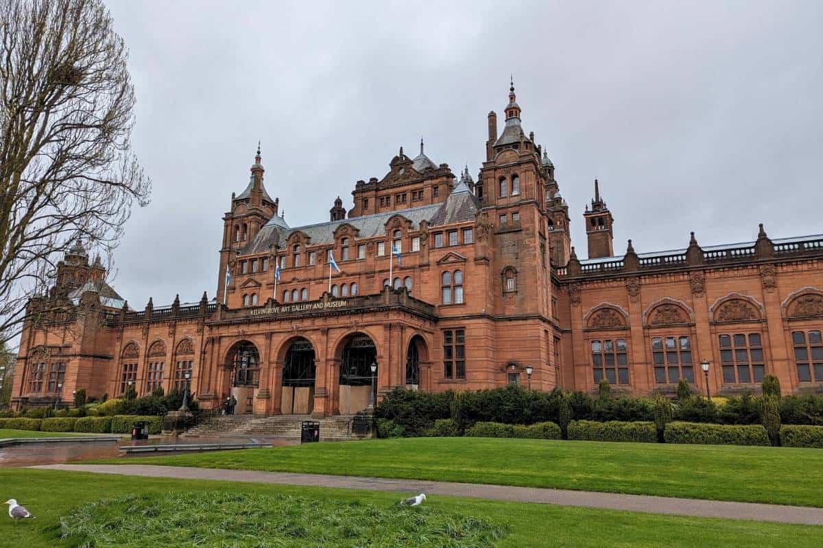 Where to Stay in Scotland Without a Car: Best Areas + Hotels 7 The outisde of Kelvingrove Art Gallery and Museum in Glasgow for where to stay in Scotland without a car.