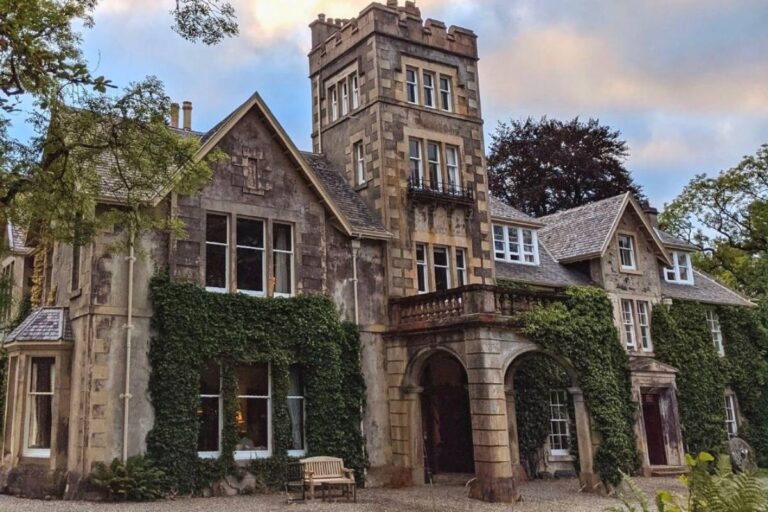 Viewfield House for where to stay in Scotland without a car.